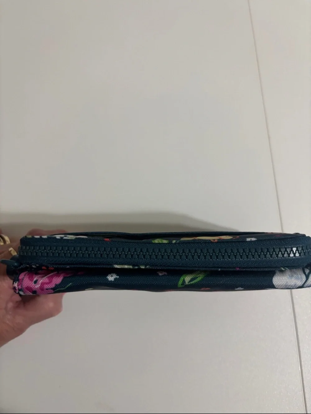 Vera Bradley Hopes Bloom Teal ReActive Wristlet Wallet - Picture 10 of 10